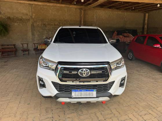 TOYOTA HILUX 2.8 SRX 4X4 CD 16V DIESEL 4P AUTOMÁTICO